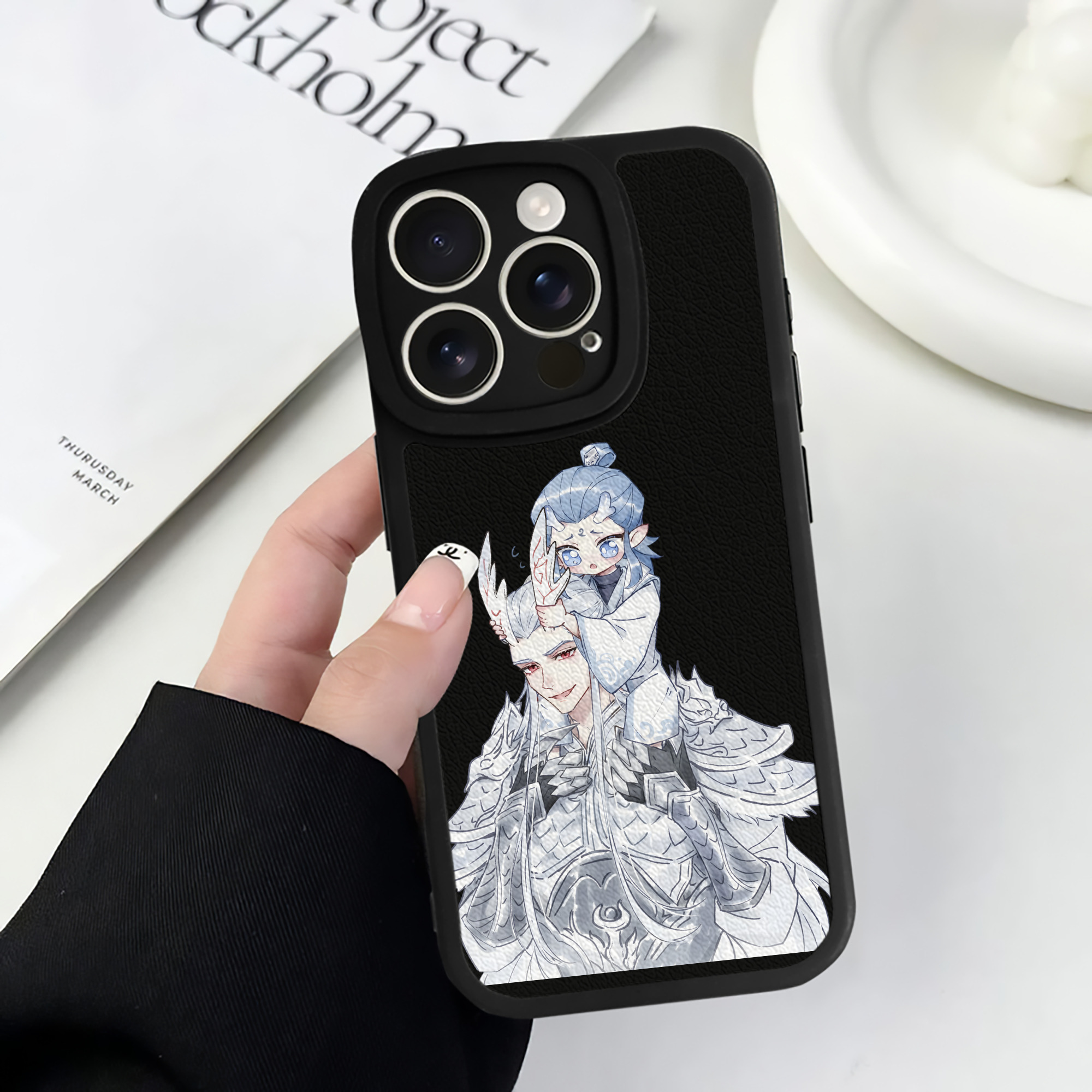 （画像用） Ne Zha 2 ナタ 魔童の大暴れ 【iPhone 16シリーズ対応】シリコンスマホケース（レザー調） 材質：シリコン